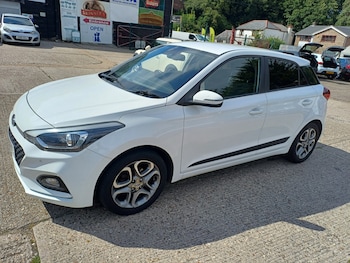 Used Hyundai i20 2019 for sale - 78162048: Photo