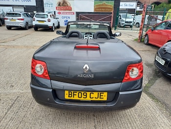 Used Renault Megane 2009 for sale - 75443468: Photo