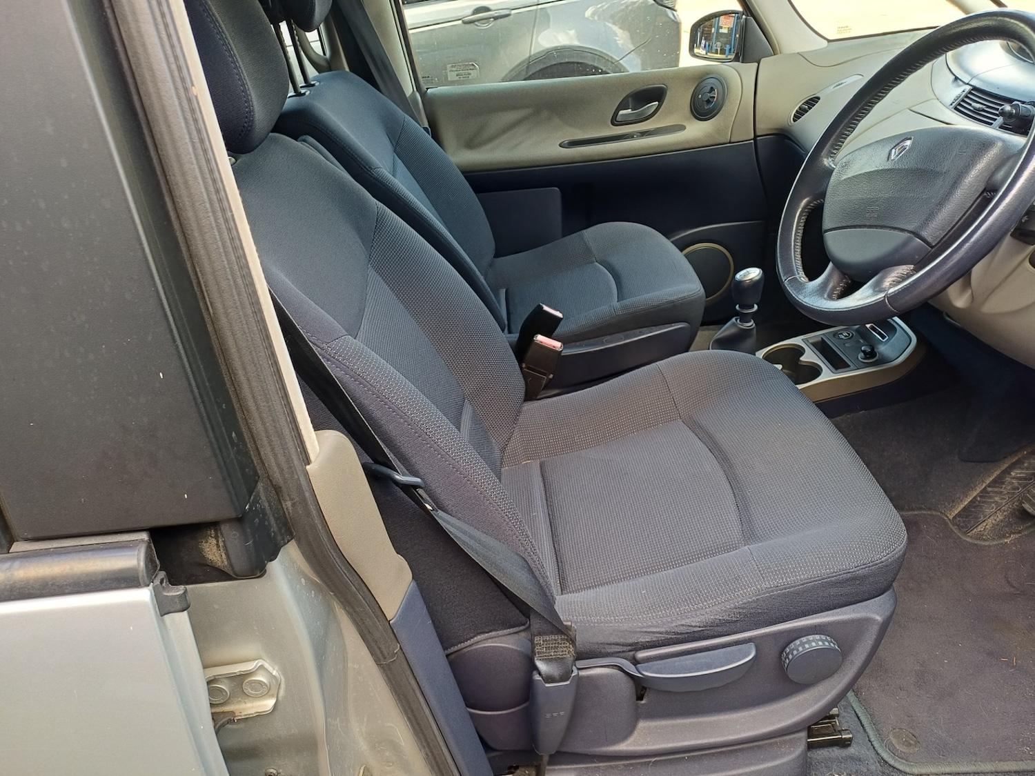 Used Renault Espace 2005 for sale - 77896111: Photo 9