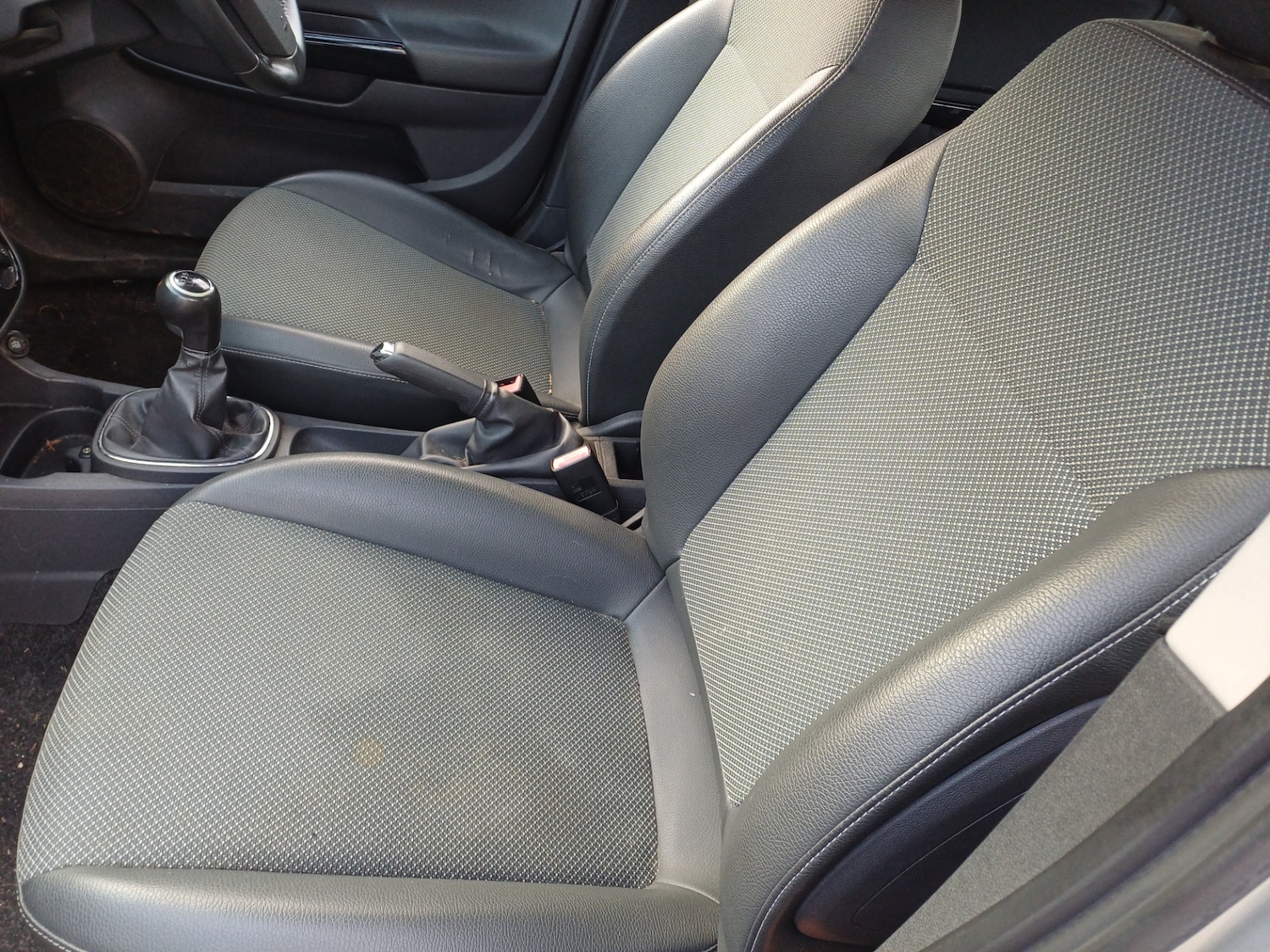 Used Vauxhall Corsa 2009 for sale - 77736960: Photo 5