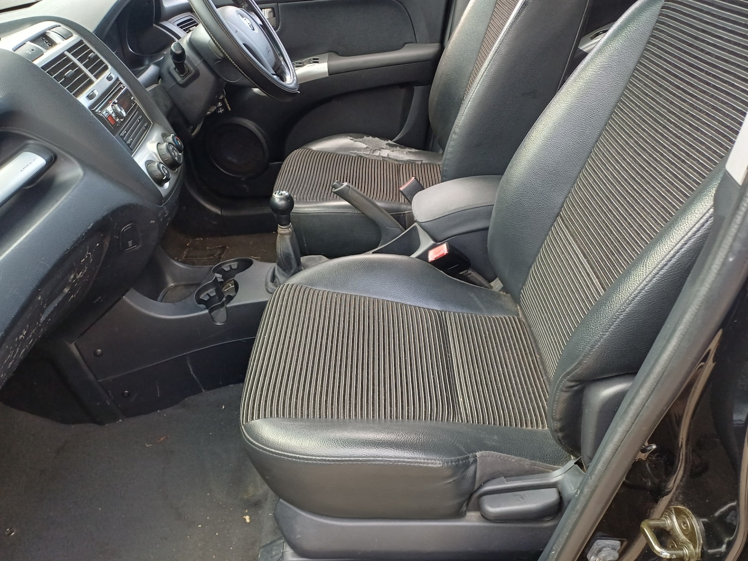 Used Kia Sportage 2005 for sale - 76521219: Photo 9