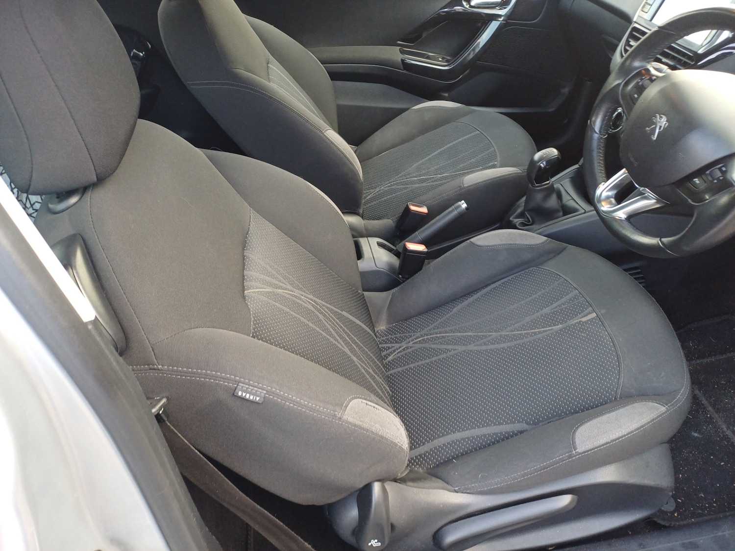 Used Peugeot 208 2012 for sale - 76521193: Photo 11