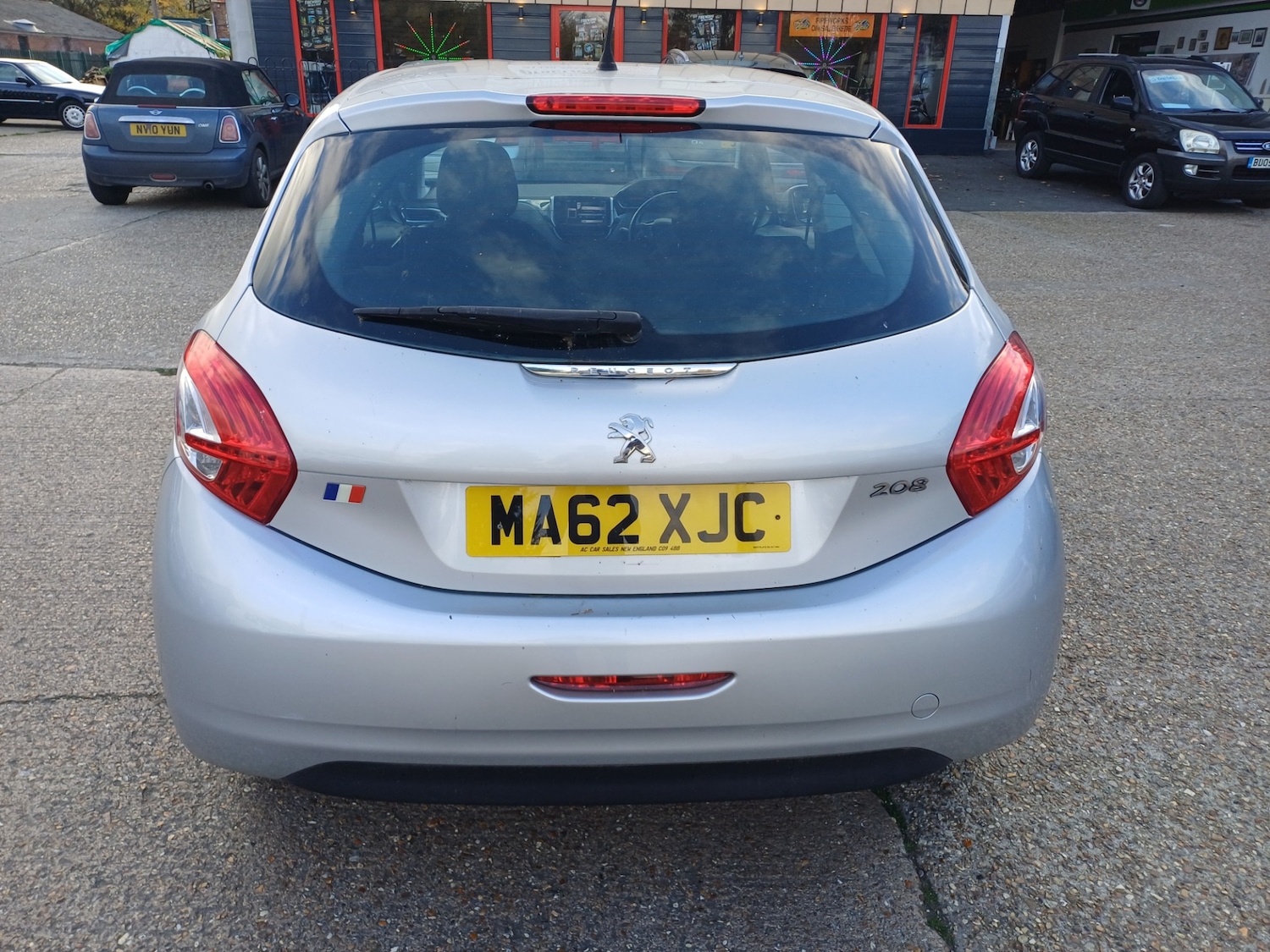 Used Peugeot 208 2012 for sale - 76521193: Photo 13