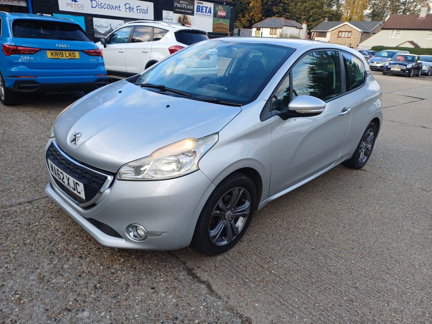 Used Peugeot 208 2012 for sale - 76521193: Photo 5