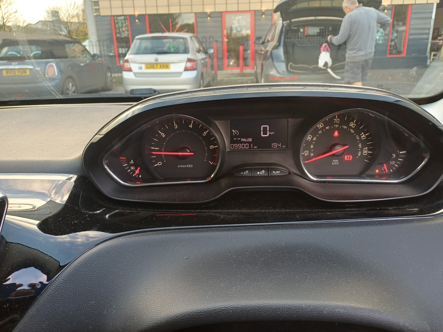 Used Peugeot 208 2012 for sale - 76521193: Photo 9