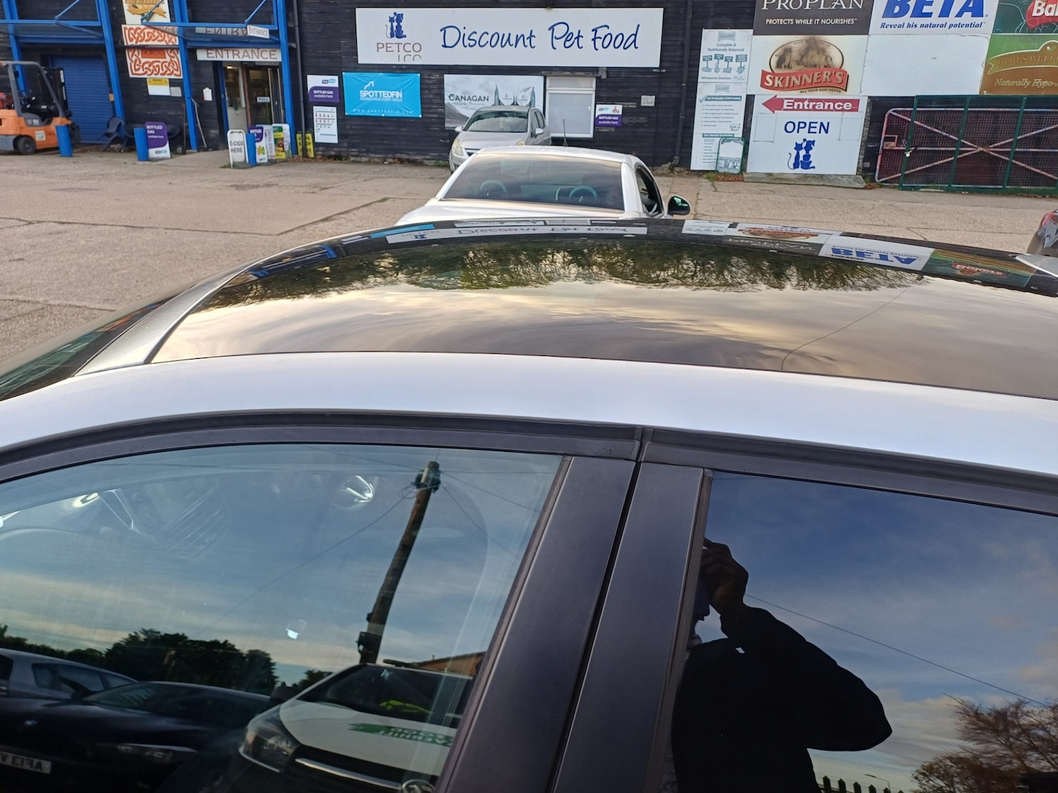 Used Peugeot 208 2014 for sale - 76557078: Photo 9