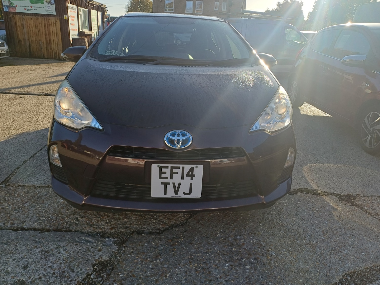 Used Toyota Aqua 2025 for sale - 76380383: Photo 4