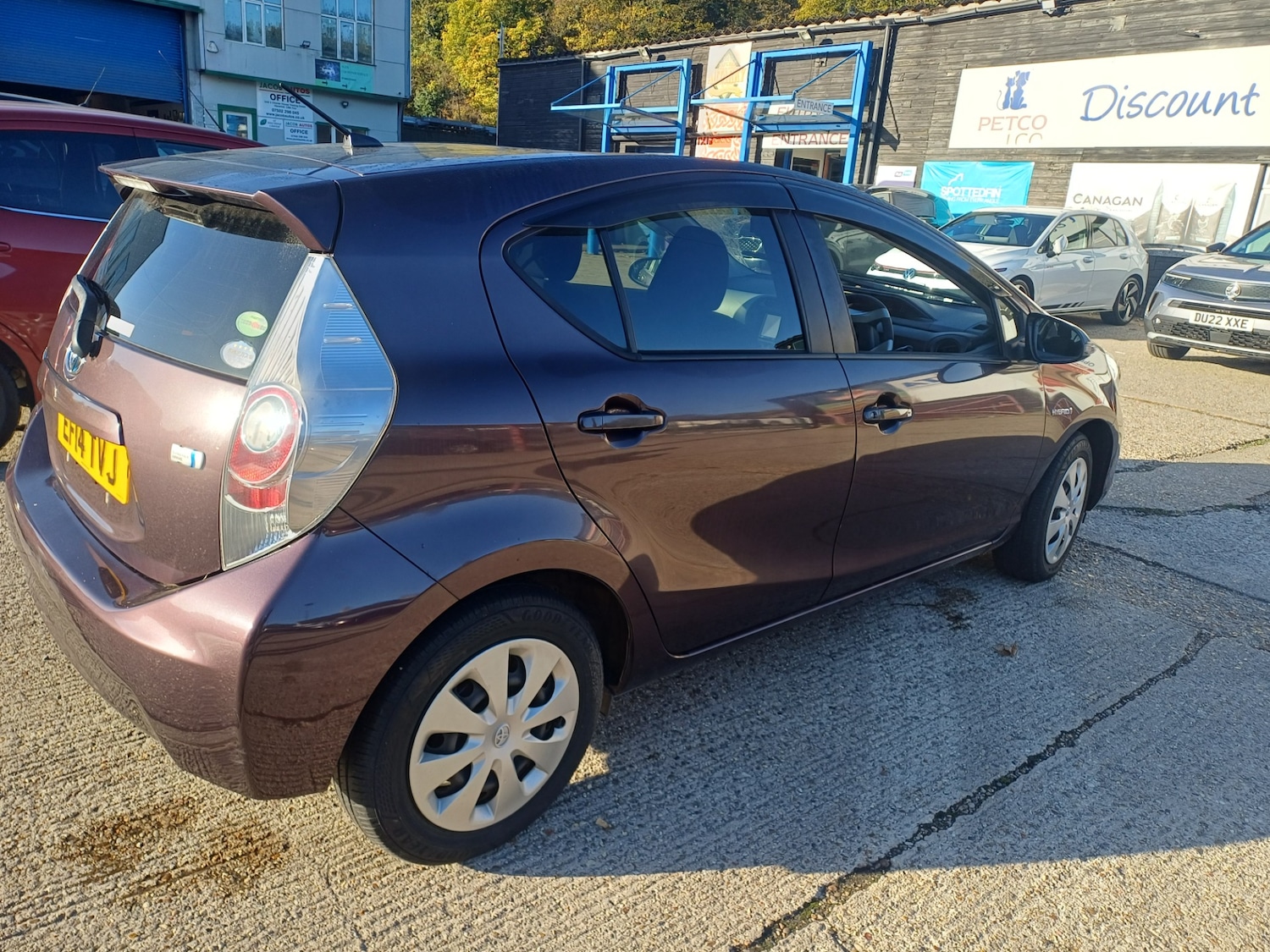 Used Toyota Aqua 2025 for sale - 76380383: Photo 5