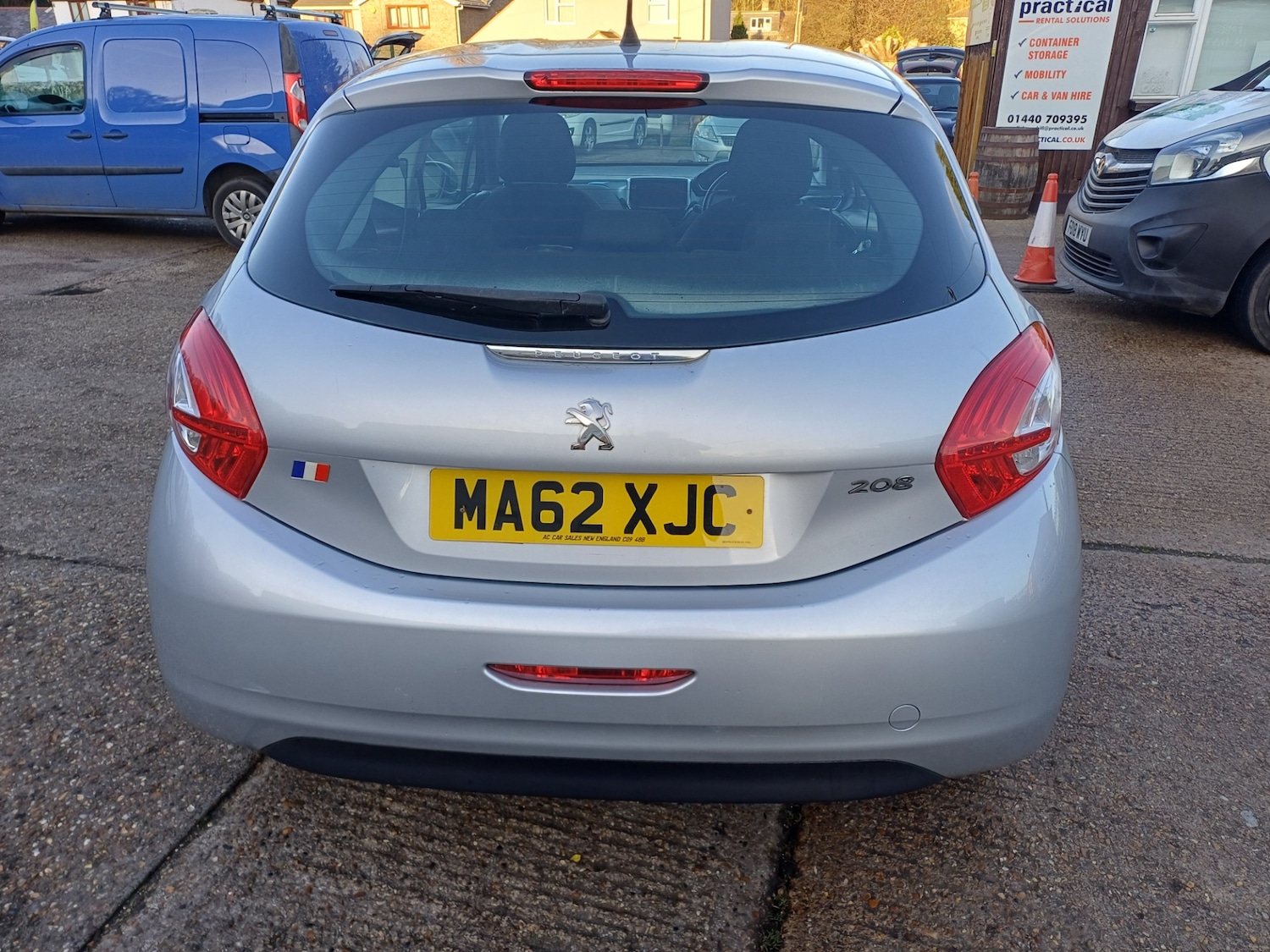 Used Peugeot 208 2012 for sale - 77213040: Photo 14