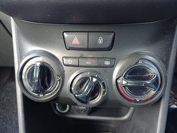 Used Peugeot 208 2012 for sale - 77213040: Photo