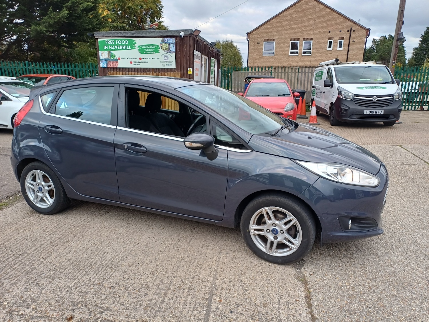 Used Ford Fiesta 2013 for sale - 76317291: Photo 4