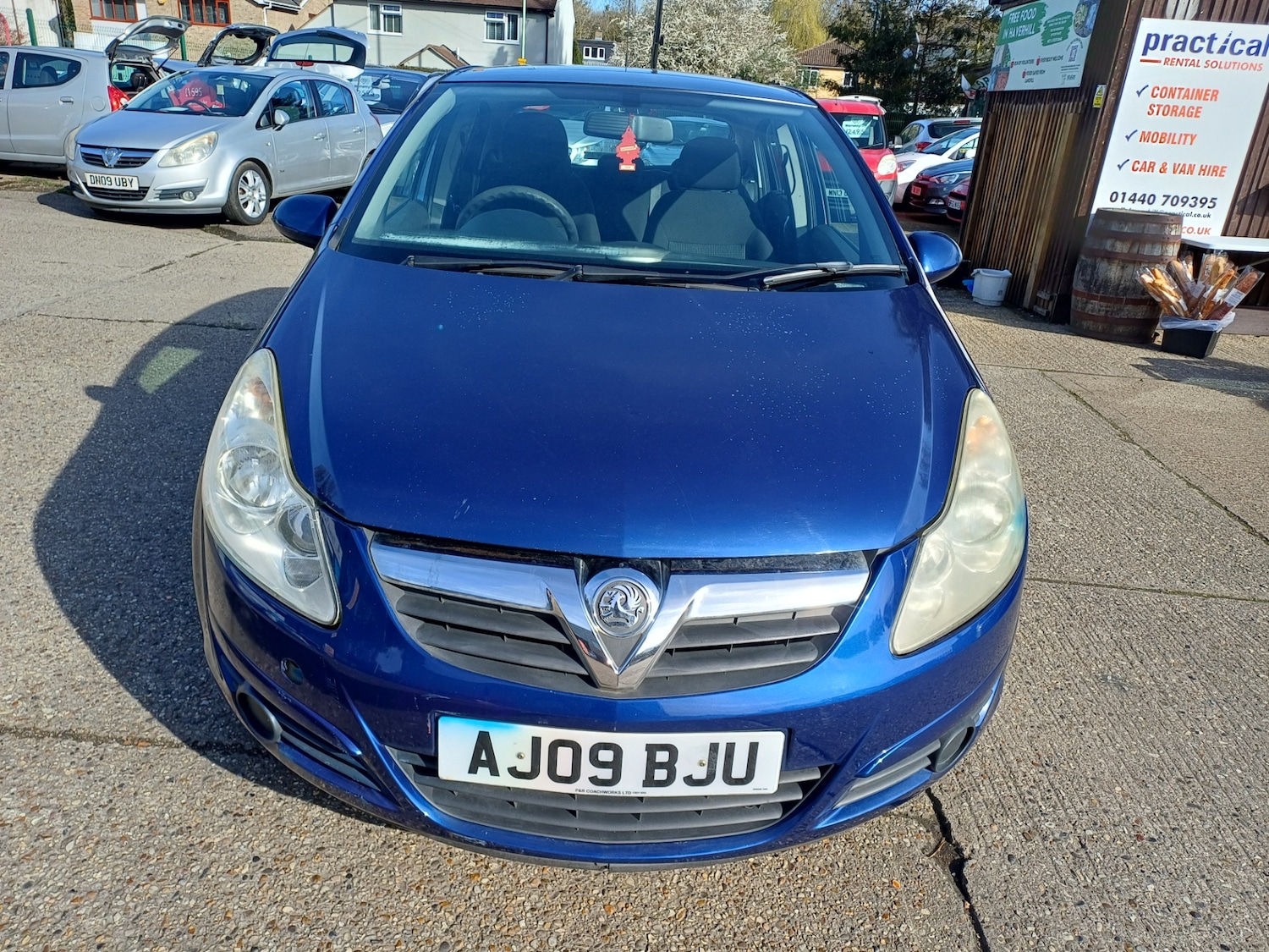 Used Vauxhall Corsa 2009 for sale - 77736969: Photo 2