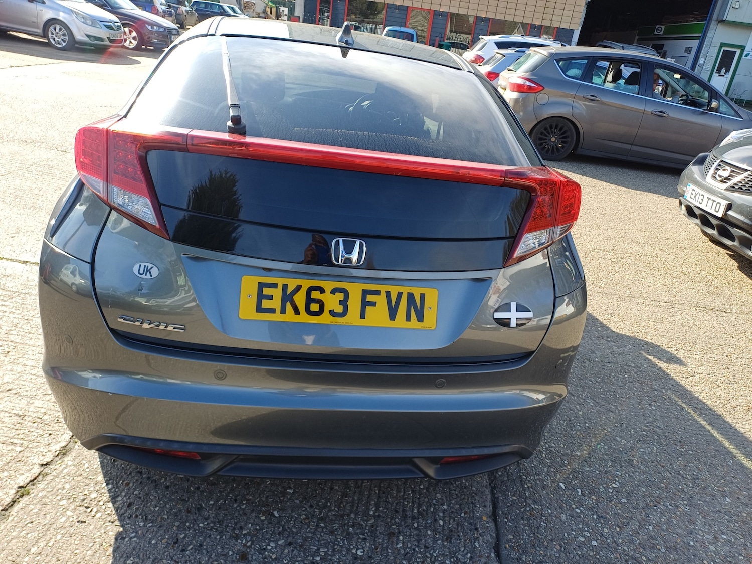 Used Honda Civic 2013 for sale - 77736947: Photo 2