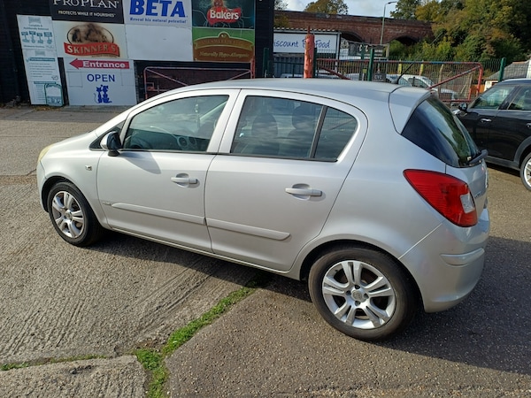 Used Vauxhall Corsa 2007 for sale - 76178124: Photo 8