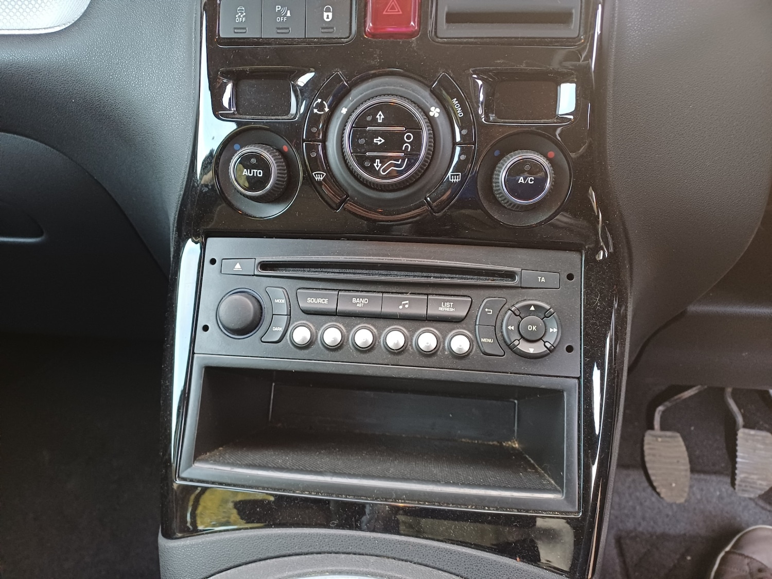 Used Citroen C3 Picasso 2016 for sale - 77294340: Photo 10