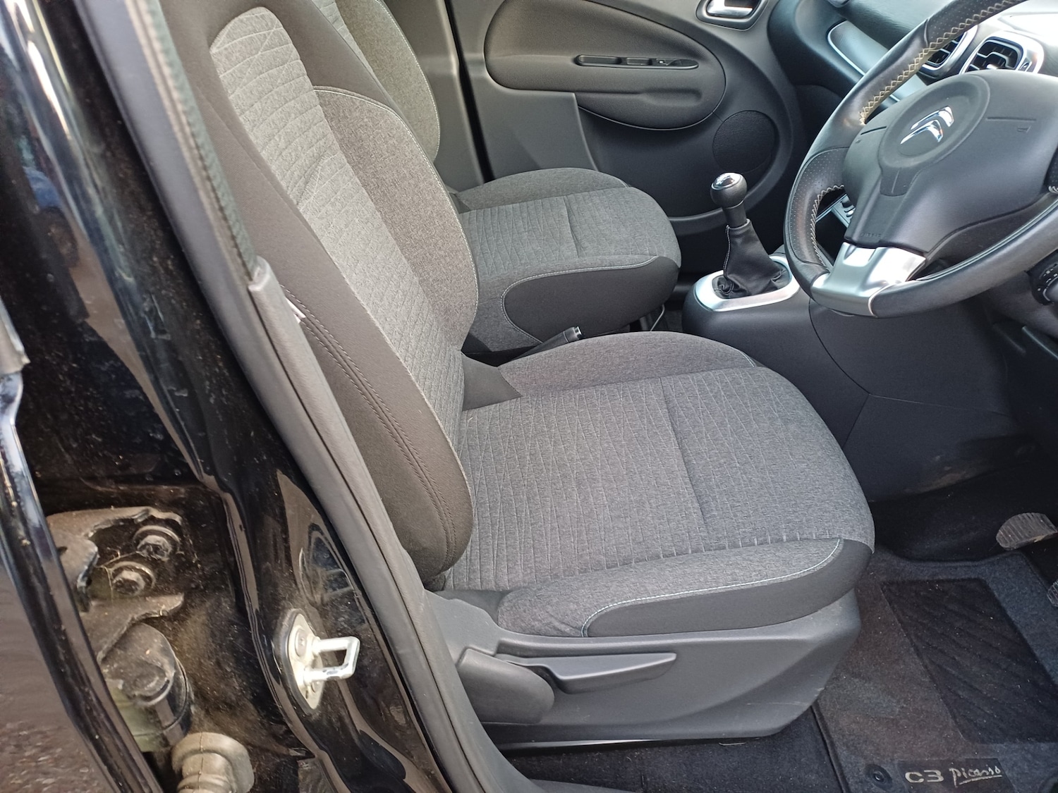 Used Citroen C3 Picasso 2016 for sale - 77294340: Photo 12