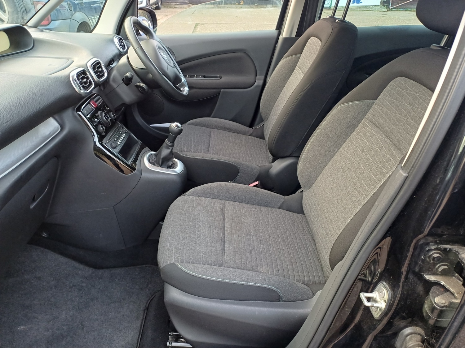 Used Citroen C3 Picasso 2016 for sale - 77294340: Photo 8