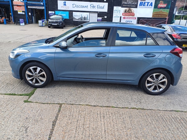 Used Hyundai i20 2016 for sale - 75070181: Photo 15