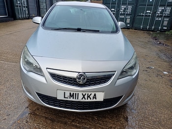 Used Vauxhall Astra 2011 for sale - 77475752: Photo