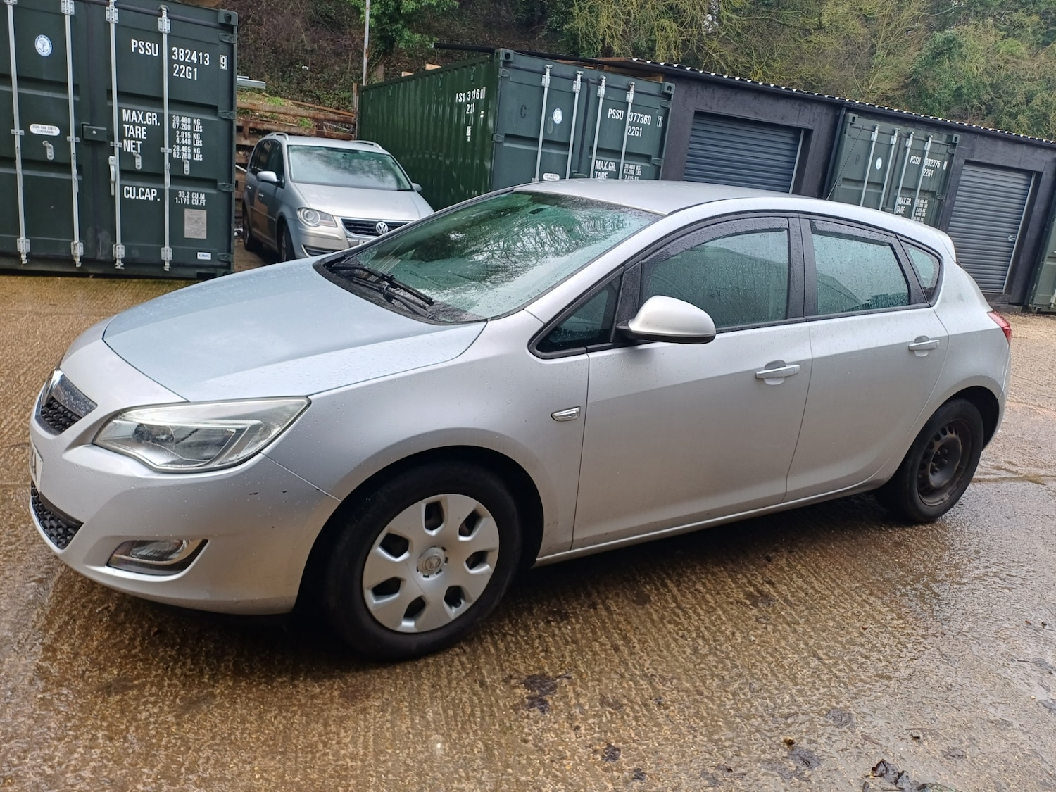 Used Vauxhall Astra 2011 for sale - 77475752: Photo 4