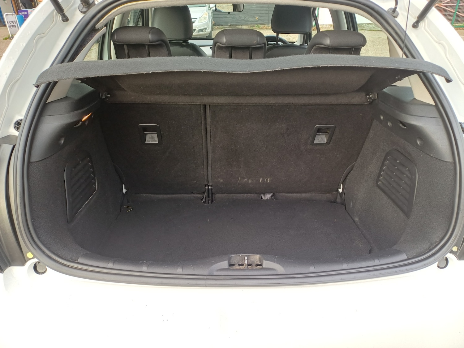 Used Citroen C3 2014 for sale - 76556733: Photo 11