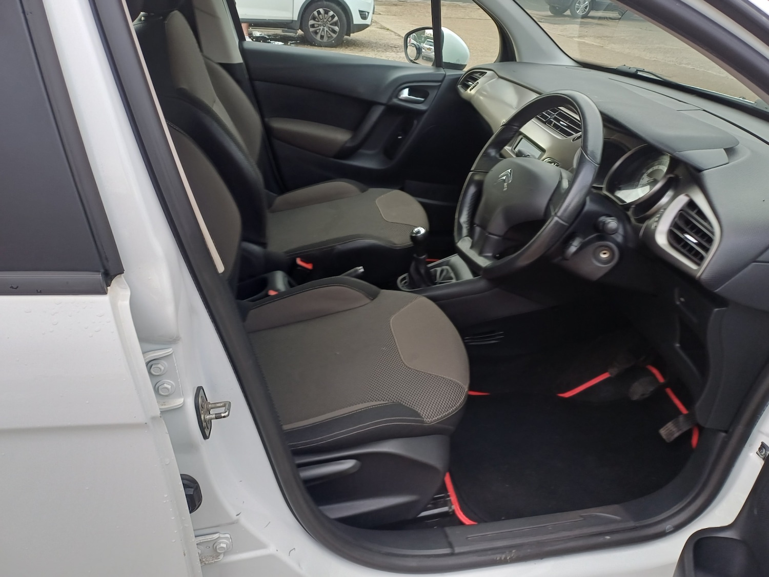 Used Citroen C3 2014 for sale - 76556733: Photo 13