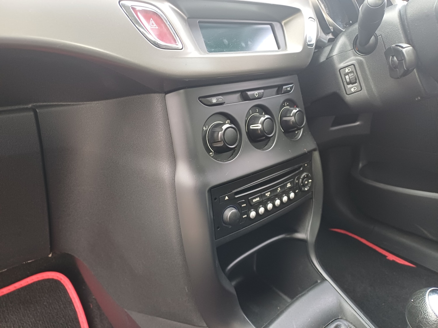 Used Citroen C3 2014 for sale - 76556733: Photo 7