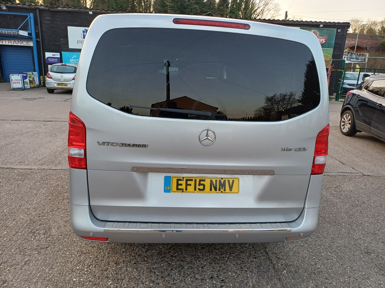 Used Mercedes-Benz Vito 2015 for sale - 77730957: Photo 2