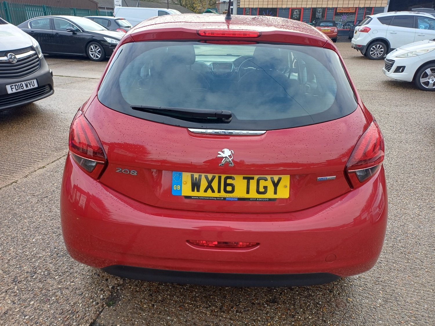 Used Peugeot 208 2016 for sale - 76548135: Photo 3