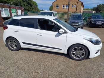 Used Hyundai i20 2019 for sale - 75070191: Photo
