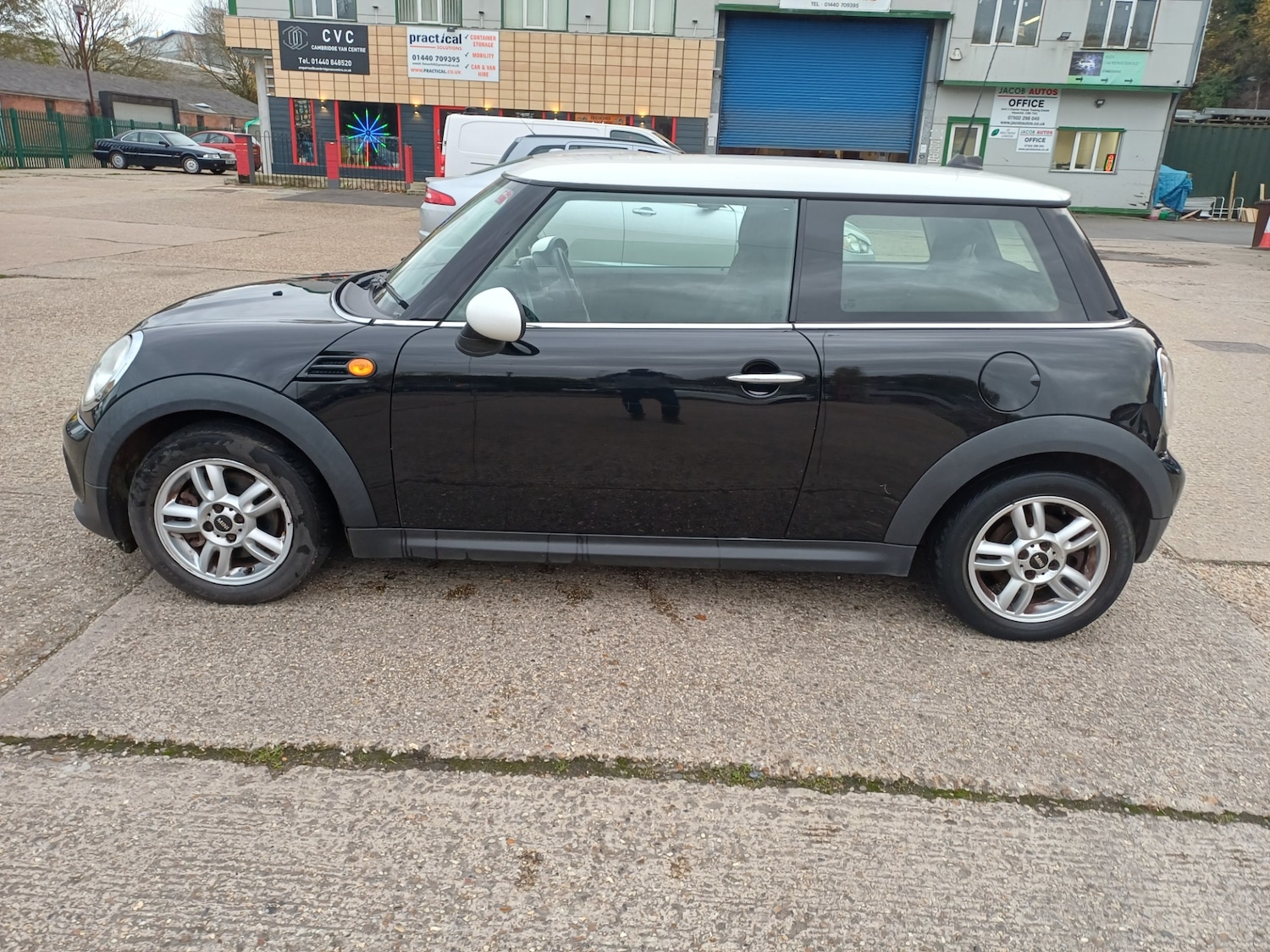 Used MINI Hatch 2013 for sale - 76541762: Photo 2