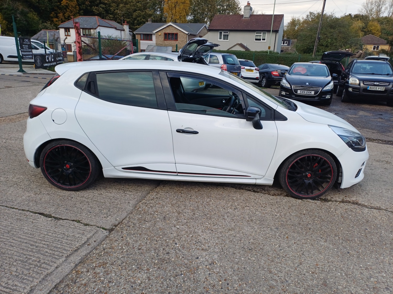 Used Renault Clio 2014 for sale - 76488468: Photo 14