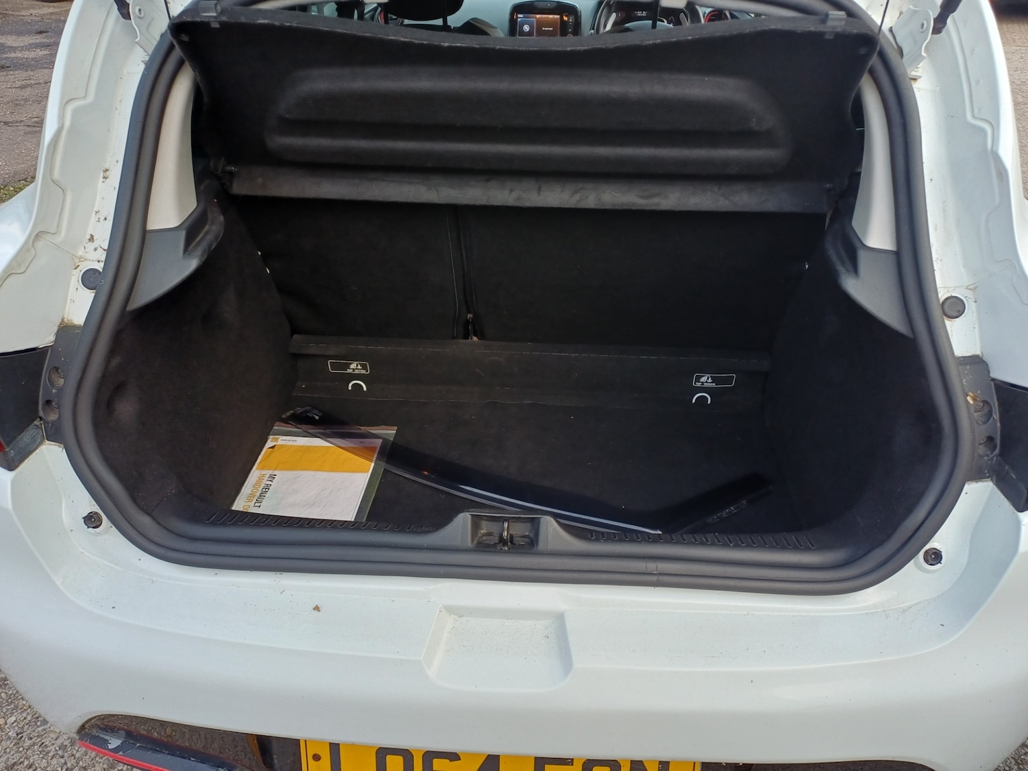 Used Renault Clio 2014 for sale - 76488468: Photo 6