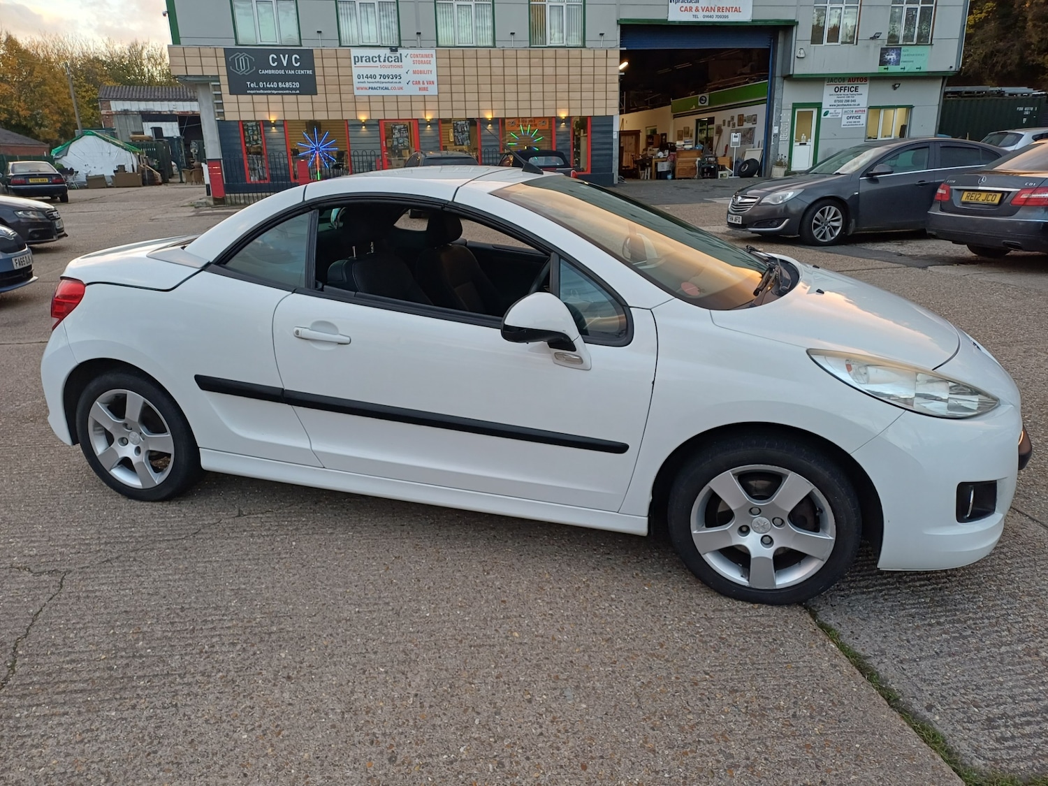 Used Peugeot 207 2012 for sale - 76548138: Photo 5