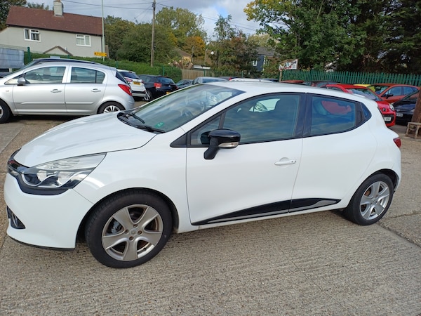 Used Renault Clio 2014 for sale - 76178110: Photo 14