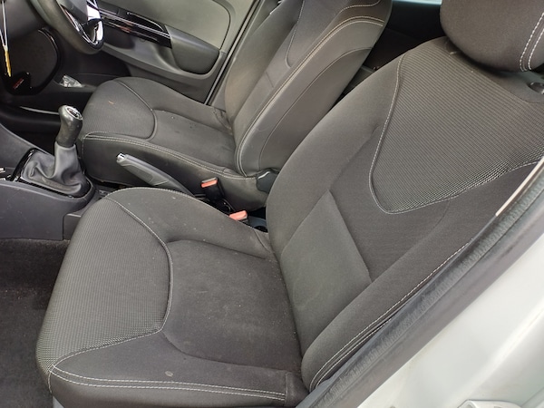Used Renault Clio 2014 for sale - 76178110: Photo 9