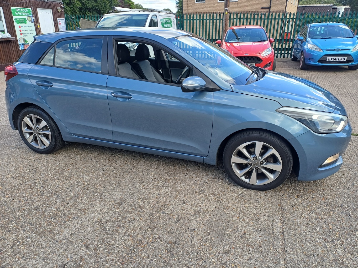 Used Hyundai i20 2016 for sale - 76502738: Photo 14