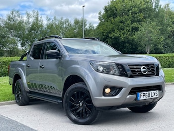 Used Nissan Navara 2018 for sale - 75456321: Photo