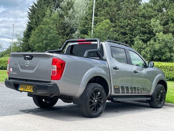 Used Nissan Navara 2018 for sale - 75456321: Photo