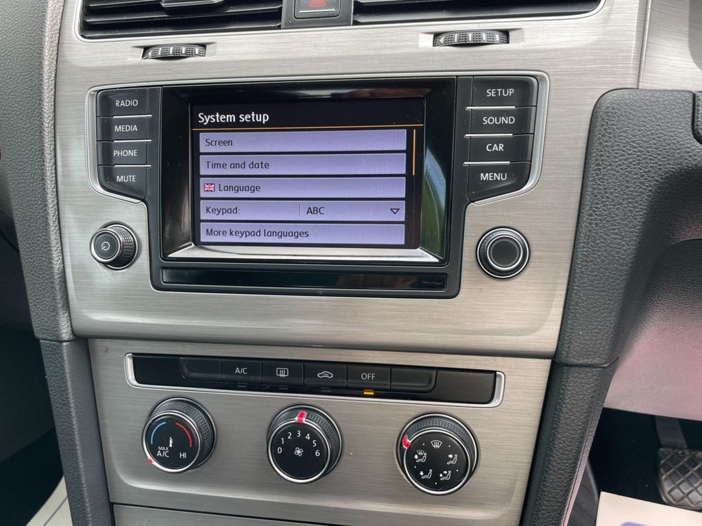 Used Volkswagen Golf 2014 for sale - 76303476: Photo 23