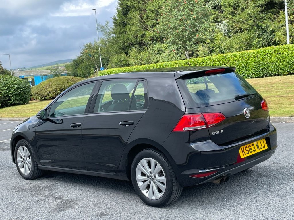 Used Volkswagen Golf 2014 for sale - 76303476: Photo 44