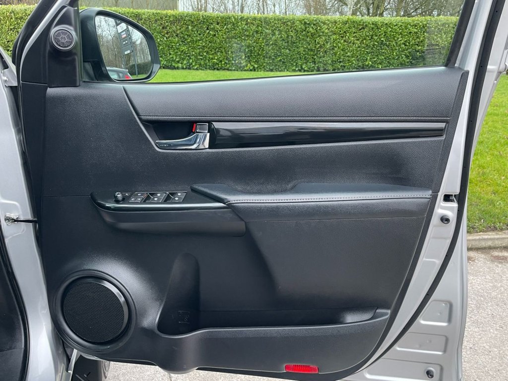 Used Toyota Hilux 2020 for sale - 77328244: Photo 24