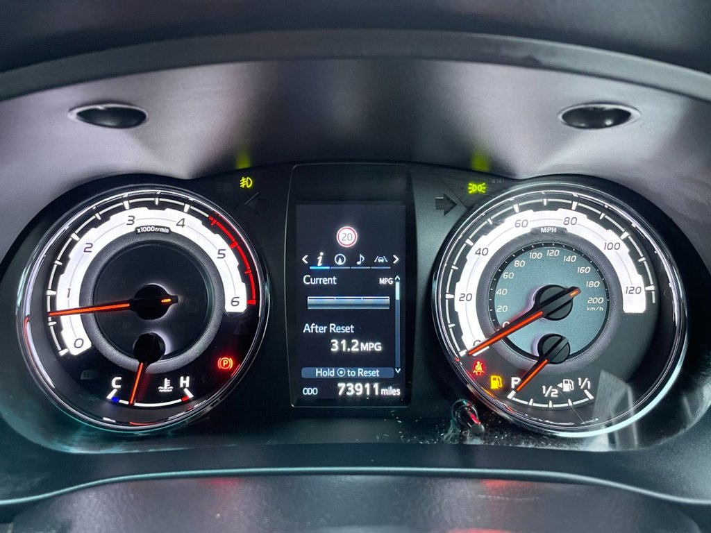 Used Toyota Hilux 2020 for sale - 77328244: Photo 39