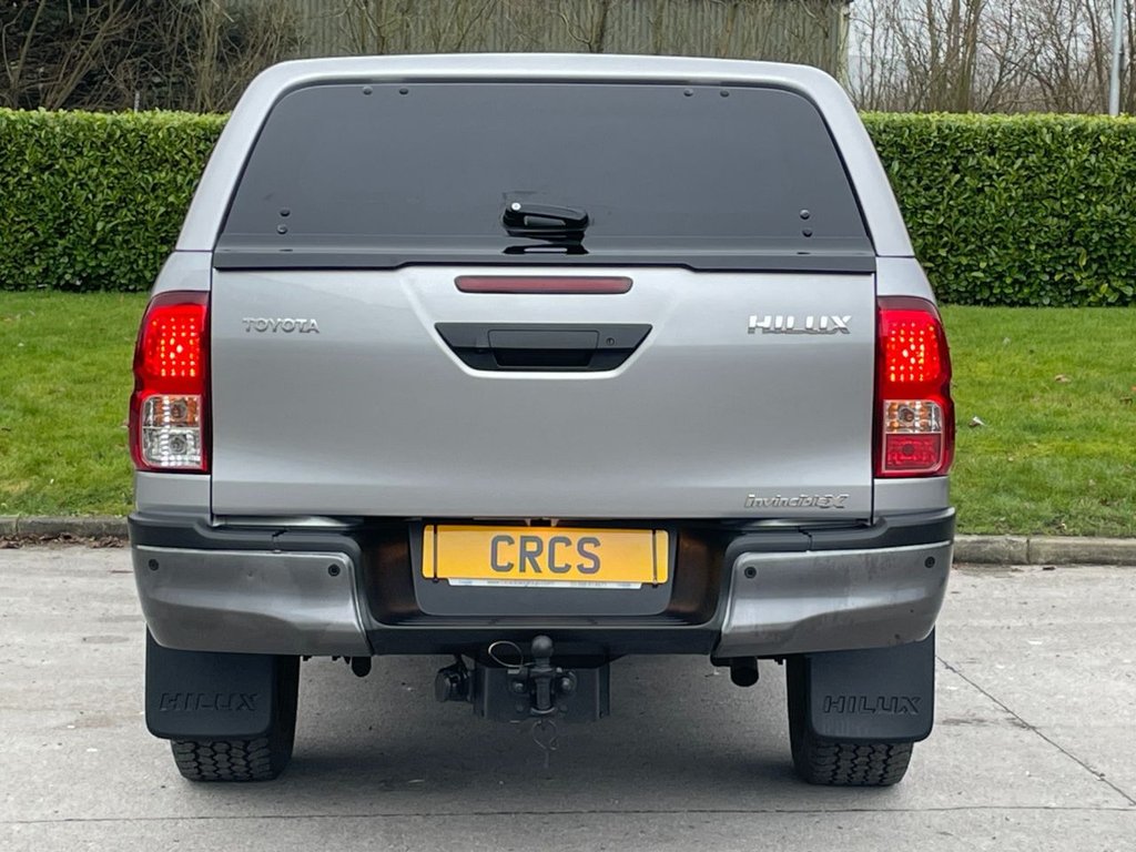 Used Toyota Hilux 2020 for sale - 77328244: Photo 9