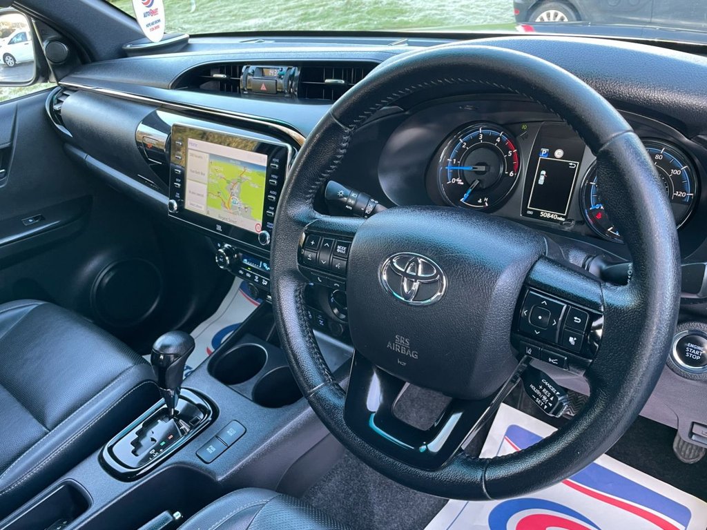 Used Toyota Hilux 2021 for sale - 77171825: Photo 14