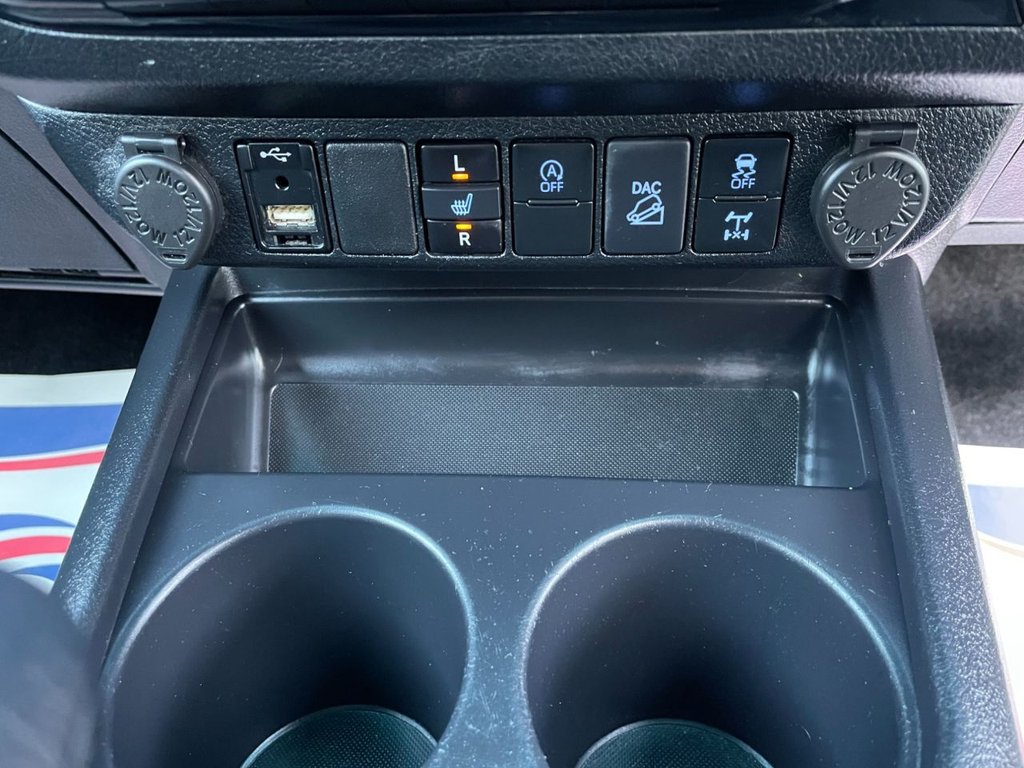 Used Toyota Hilux 2021 for sale - 77171825: Photo 17