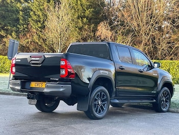 Used Toyota Hilux 2021 for sale - 77171825: Photo