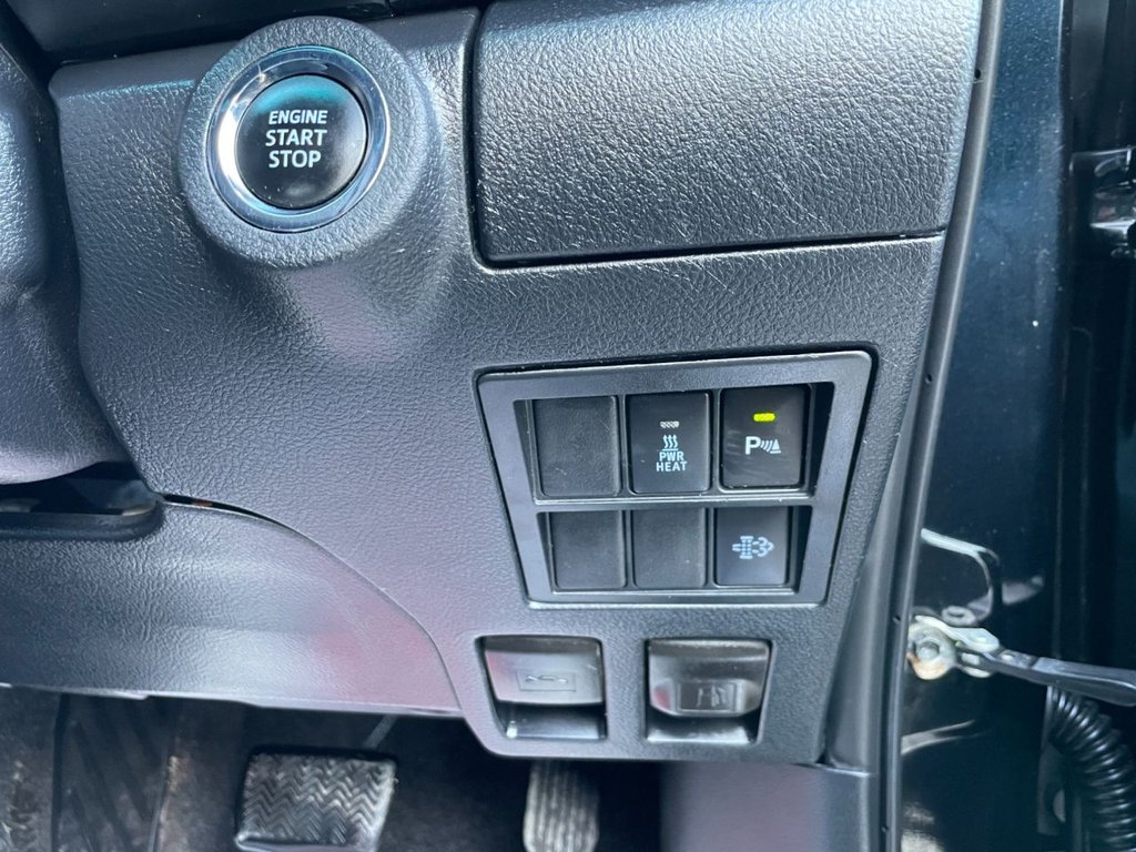 Used Toyota Hilux 2021 for sale - 77171825: Photo 44