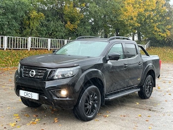 Used Nissan Navara 2018 for sale - 76333618: Photo