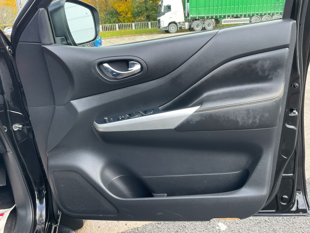 Used Nissan Navara 2018 for sale - 76333618: Photo 38